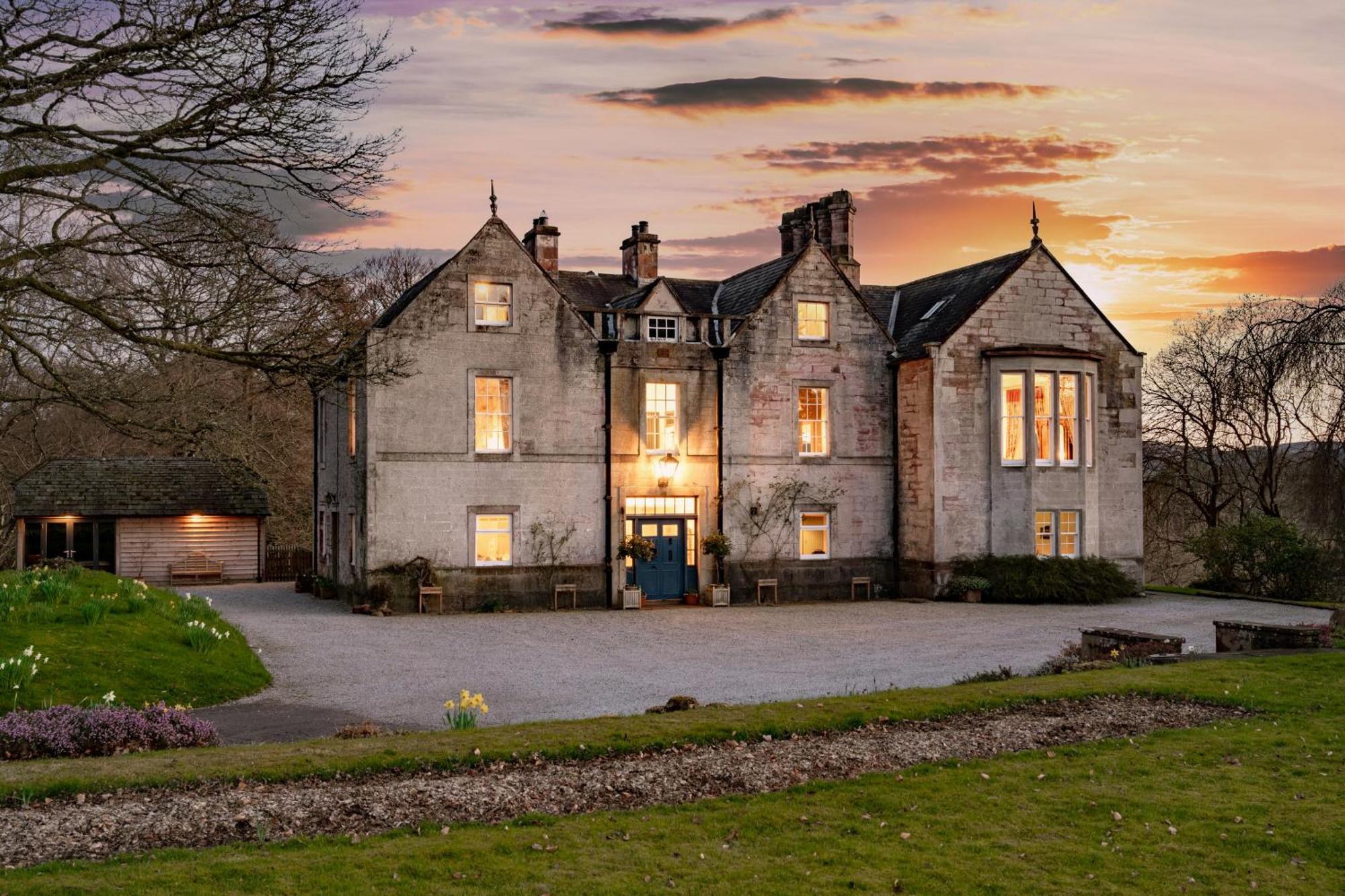 Nithbank Country Estate 5 Star Gold Bed & Breakfast Thornhill  Exterior photo